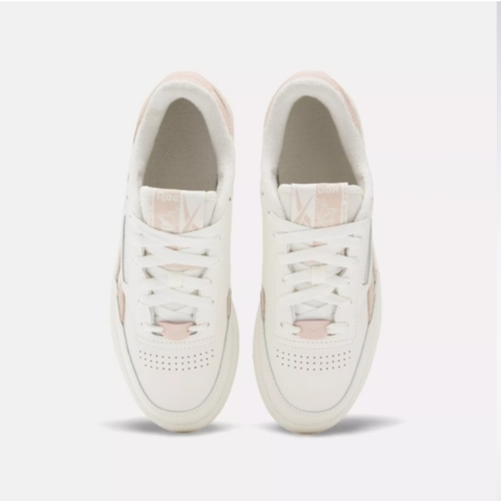 REEBOK CLUB C MEMT SHOES Bright White Pink